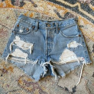 Women’s Levi Jean Shorts